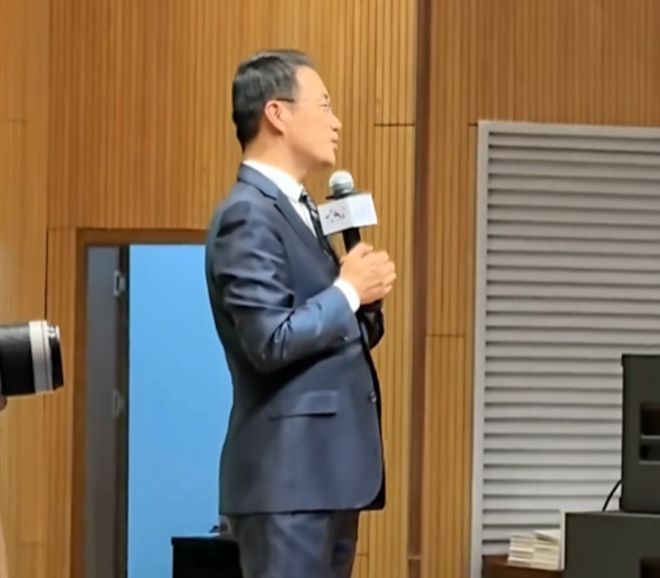 升级鸿蒙50已在认真分析中！华为Mate40系列：能否